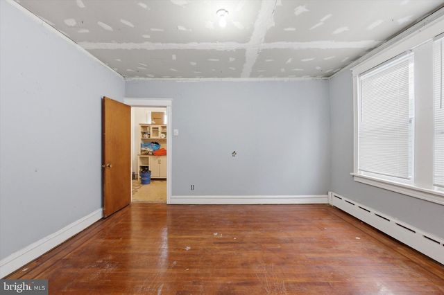 136 E PROVIDENCE RD, Yeadon, PA 19050