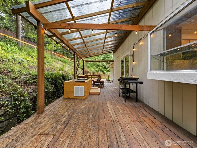 8816 188th Avenue E, Bonney Lake, WA 98391