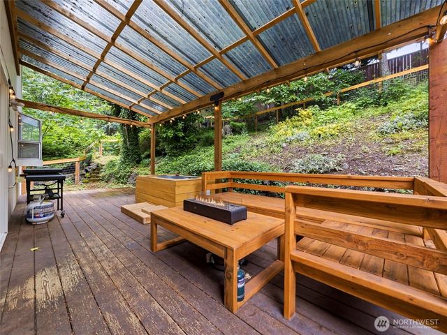 8816 188th Avenue E, Bonney Lake, WA 98391