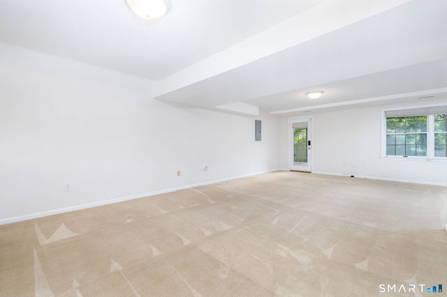 803 Holly Hill Drive 803, Rocky Hill, CT 06067