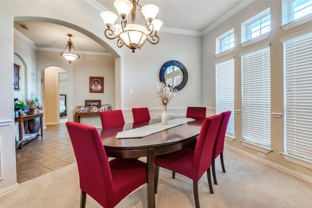 626 Saddlebrook, Desoto, TX 75115