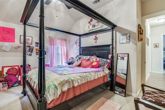 626 Saddlebrook, Desoto, TX 75115