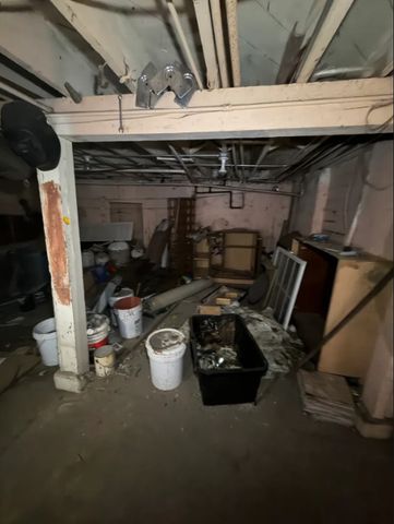 3935 S Kedzie Avenue, Chicago, IL 60632