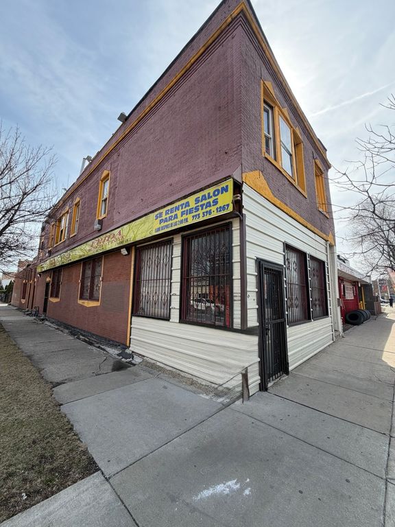 3935 S Kedzie Avenue, Chicago, IL 60632