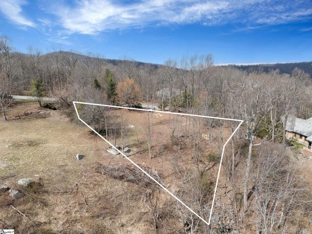 97 The Cliffs Parkway, Landrum, SC 29356