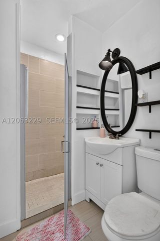 732 NW 18th St, Fort Lauderdale, FL 33311