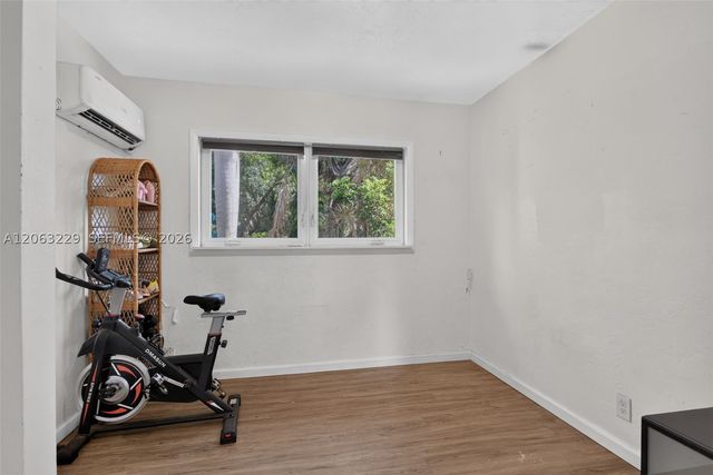 732 NW 18th St, Fort Lauderdale, FL 33311