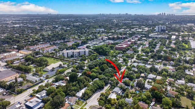 732 NW 18th St, Fort Lauderdale, FL 33311