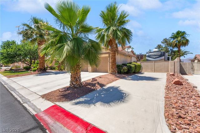 5120 Cold River Avenue, Las Vegas, NV 89130