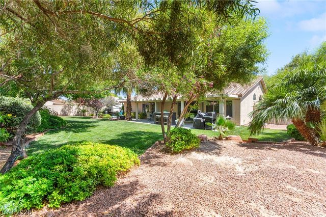 5120 Cold River Avenue, Las Vegas, NV 89130