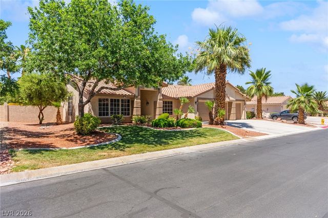 5120 Cold River Avenue, Las Vegas, NV 89130