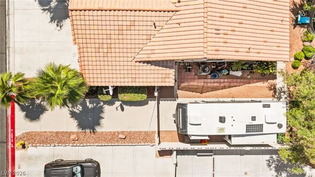 5120 Cold River Avenue, Las Vegas, NV 89130