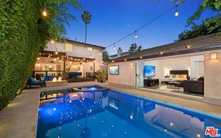 711 Huntley Drive, West Hollywood, CA 90069