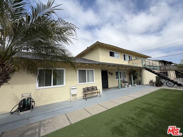 7571 Amazon Drive, Huntington Beach, CA 92647