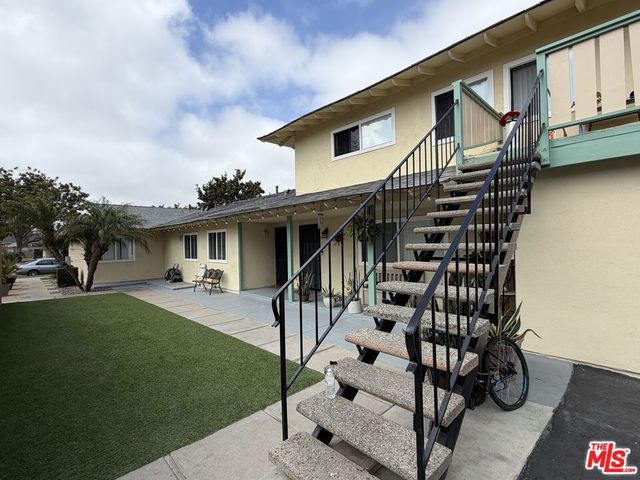 7571 Amazon Drive, Huntington Beach, CA 92647