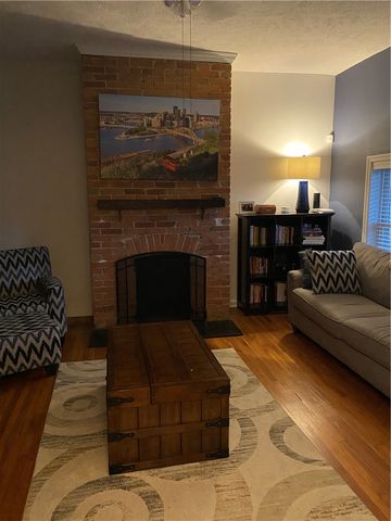 221 Ulysses St, Mt Washington, PA 15211