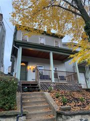 221 Ulysses St, Mt Washington, PA 15211