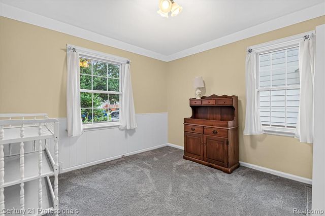 9924 Nathaline, Redford, MI 48239