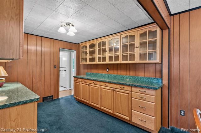 9924 Nathaline, Redford, MI 48239