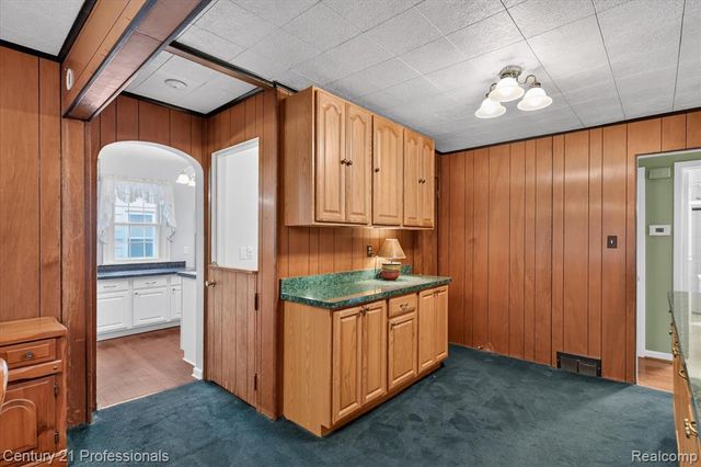 9924 Nathaline, Redford, MI 48239