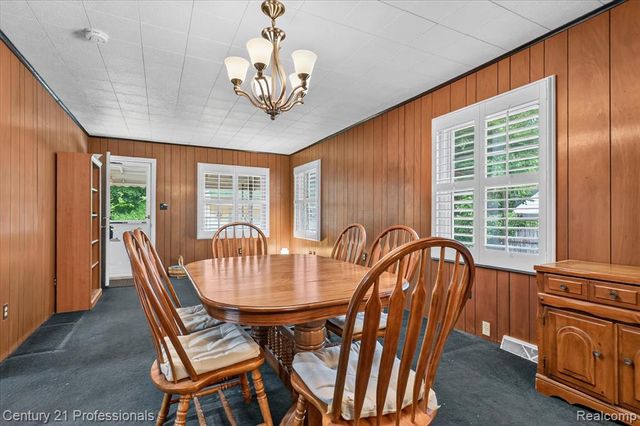9924 Nathaline, Redford, MI 48239