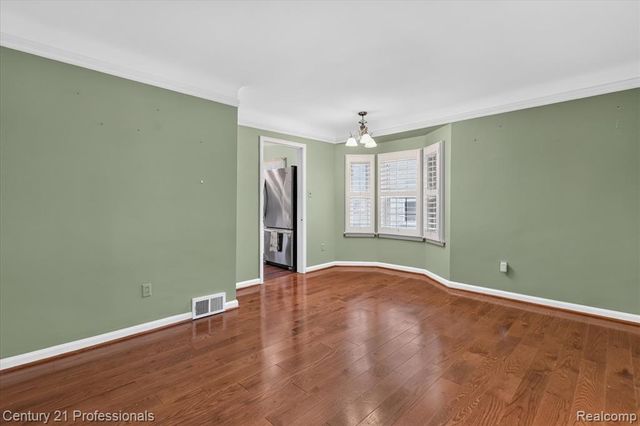 9924 Nathaline, Redford, MI 48239