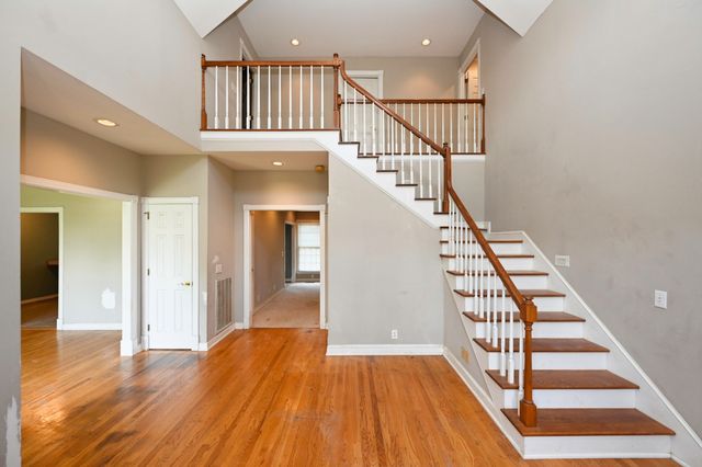 795 New Shackle Island Rd, Hendersonville, TN 37075