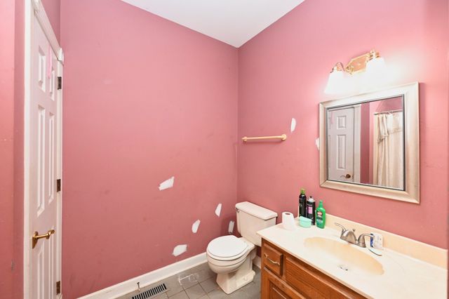 795 New Shackle Island Rd, Hendersonville, TN 37075