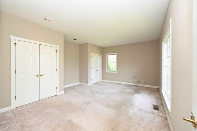 795 New Shackle Island Rd, Hendersonville, TN 37075