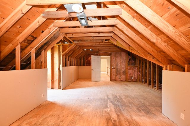 795 New Shackle Island Rd, Hendersonville, TN 37075