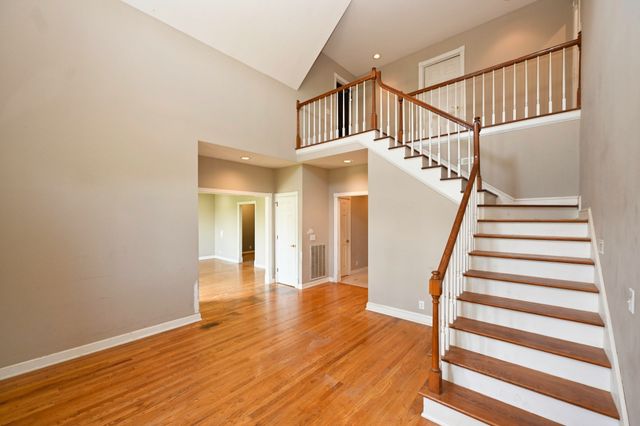 795 New Shackle Island Rd, Hendersonville, TN 37075