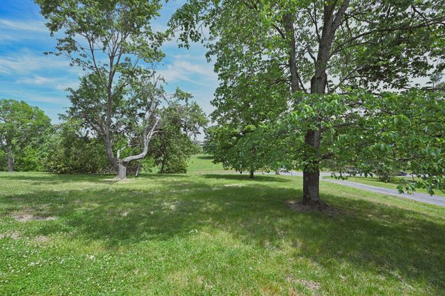 795 New Shackle Island Rd, Hendersonville, TN 37075