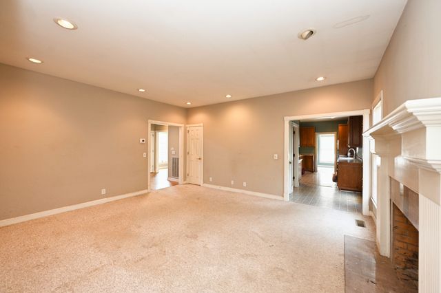 795 New Shackle Island Rd, Hendersonville, TN 37075
