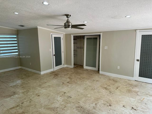 8755 SW 96th St, Miami, FL 33176