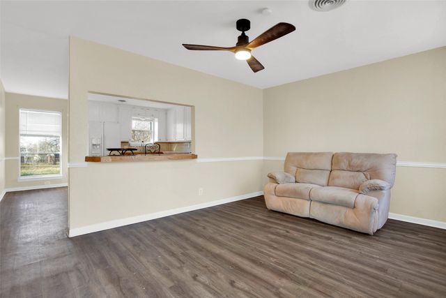 162 N Imperial Drive, Denison, TX 75020