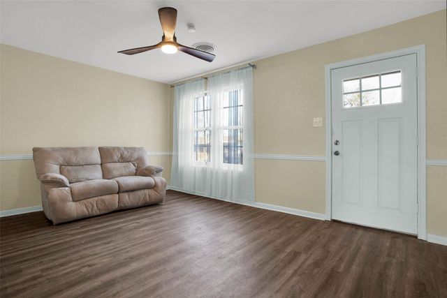 162 N Imperial Drive, Denison, TX 75020