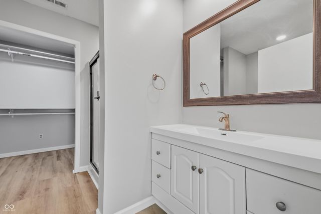 9 Wally Court, Beech Grove, IN 46107