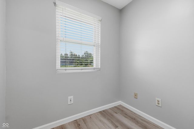9 Wally Court, Beech Grove, IN 46107