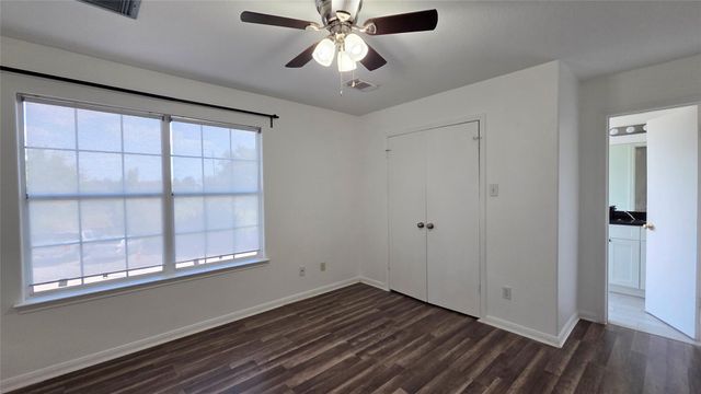 11806 E Galwan Circle, Houston, TX 77070