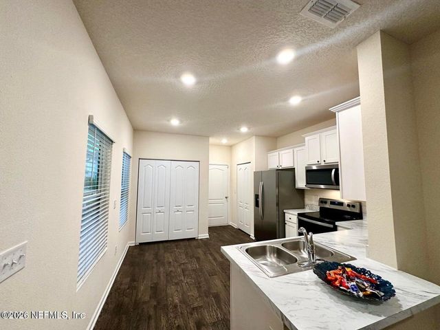 336 ARALIA Lane, Jacksonville, FL 32216