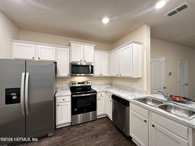 336 ARALIA Lane, Jacksonville, FL 32216