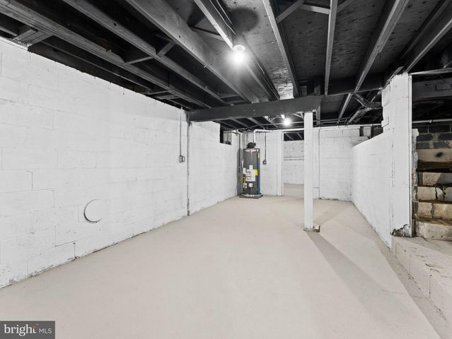 239 LOWER LANDING RD, Blackwood, NJ 08012