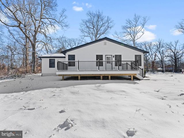 239 LOWER LANDING RD, Blackwood, NJ 08012