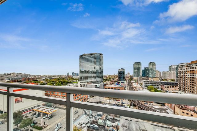 757 N Orleans Street 1203, Chicago, IL 60654