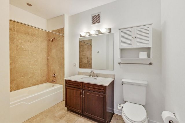 757 N Orleans Street 1203, Chicago, IL 60654