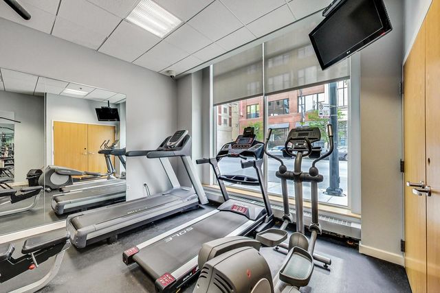 757 N Orleans Street 1203, Chicago, IL 60654