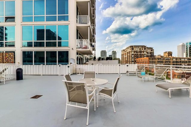 757 N Orleans Street 1203, Chicago, IL 60654