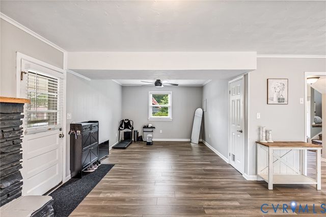 4221 Whitebirch Dr, Chester, VA 23831