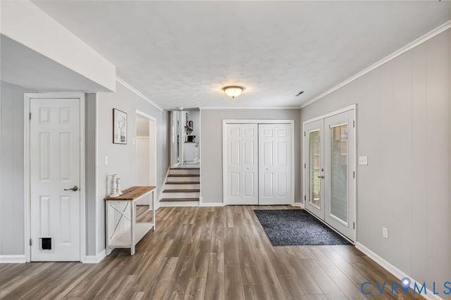 4221 Whitebirch Dr, Chester, VA 23831