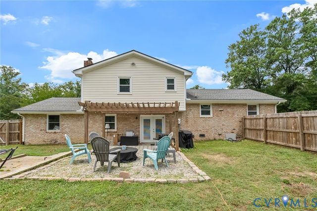 4221 Whitebirch Dr, Chester, VA 23831